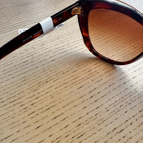 New Tiffany & Co Sunglasses TF4148 Habana/ Brown Gradient lens 80023B 54/17 - Picture 7 of 15